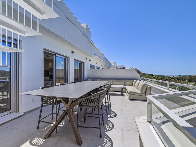 Apartment for Sale in Cancelada, Malaga 1