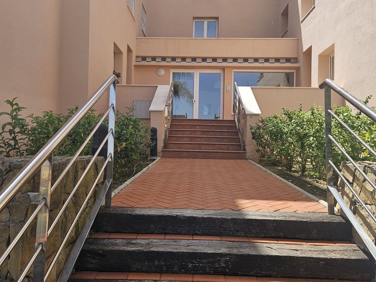 Apartment for Sale in Alhaurín De La Torre, Malaga 57
