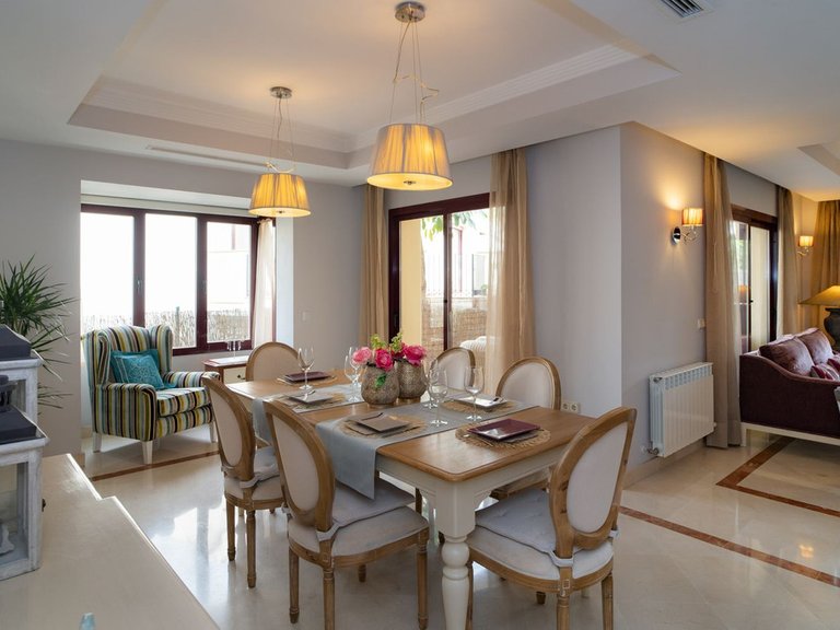 Villa for Sale in Nueva Andalucía, Malaga 4