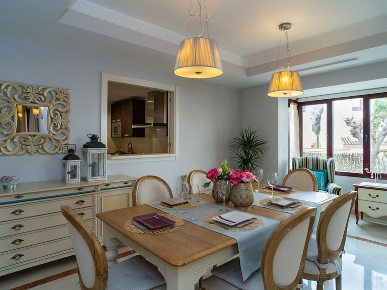 Villa for Sale in Nueva Andalucía, Malaga 7