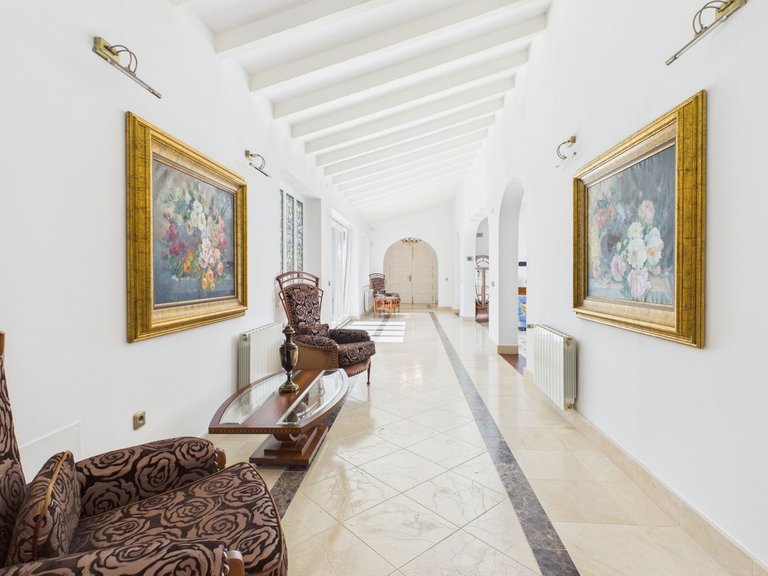 Villa for Sale in Benahavís, Malaga 16