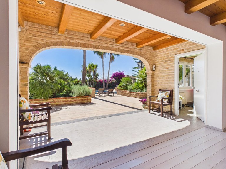 Villa for Sale in Benahavís, Malaga 2