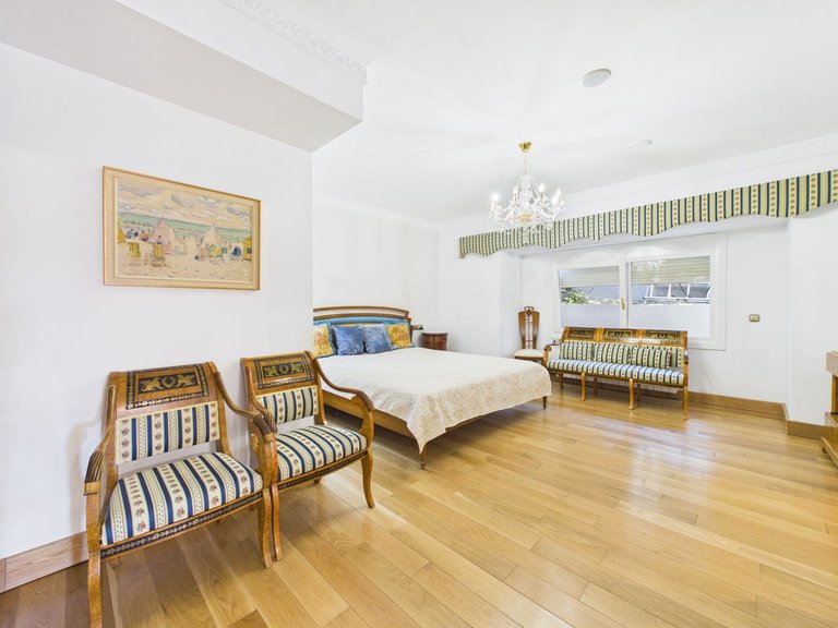 Villa for Sale in Benahavís, Malaga 21