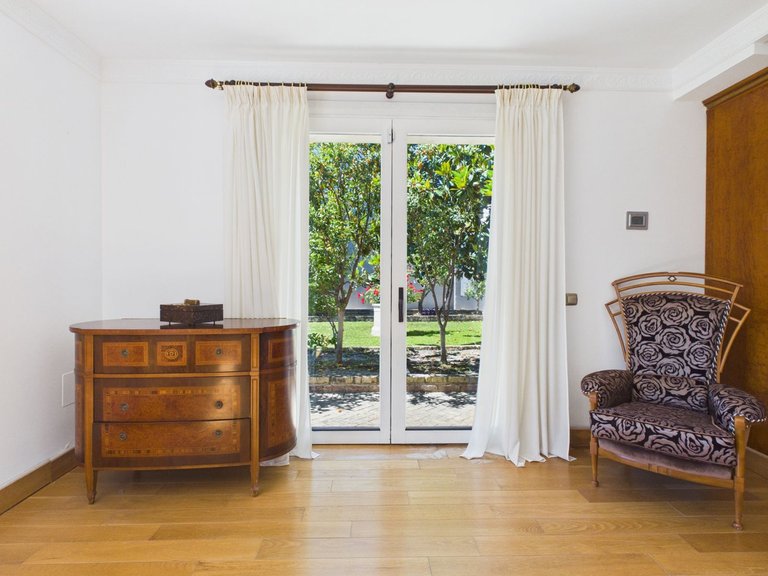 Villa for Sale in Benahavís, Malaga 29