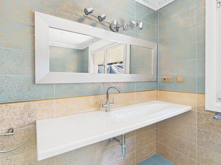 Villa for Sale in Benahavís, Malaga 32