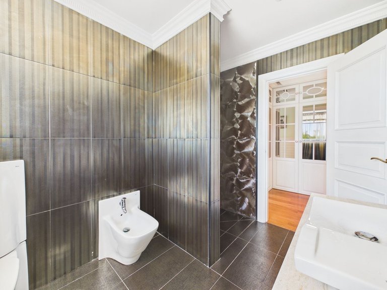 Villa for Sale in Benahavís, Malaga 41