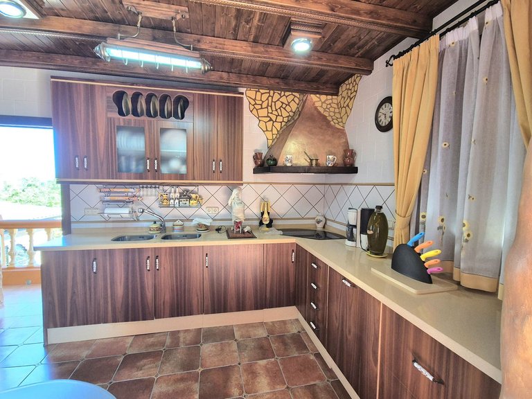 Villa for Sale in Coín, Malaga 11