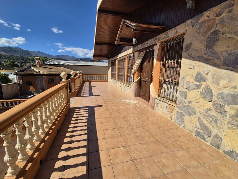 Villa for Sale in Coín, Malaga 5