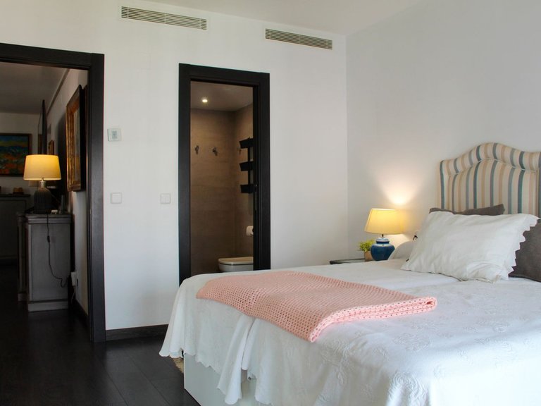 Apartment for Sale in Puerto Banús, Malaga 10
