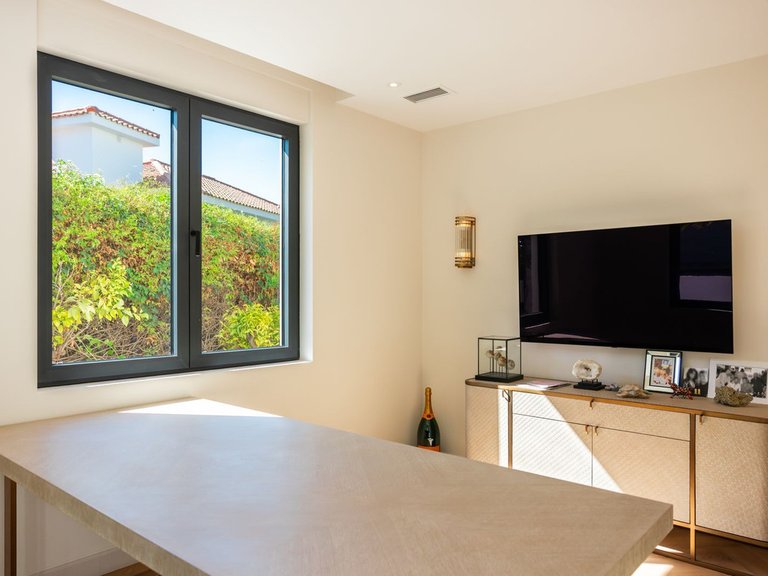 Villa for Sale in Artola, Malaga 17