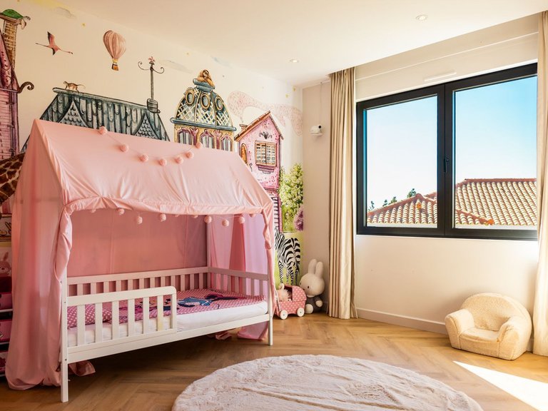 Villa for Sale in Artola, Malaga 28