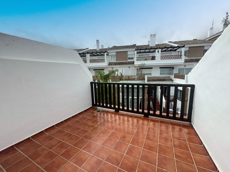 Villa for Sale in Lauro Golf, Malaga 15
