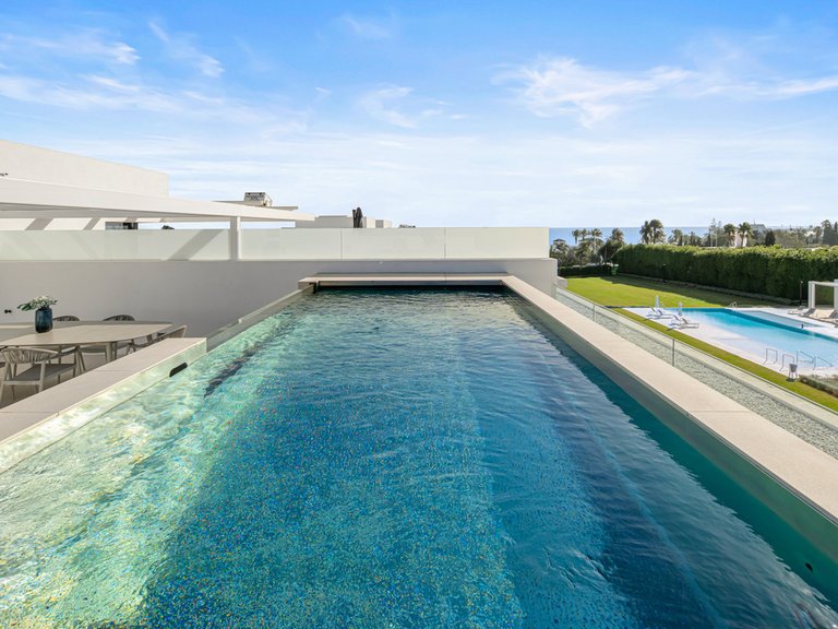 Villa for Sale in The Golden Mile, Malaga 48