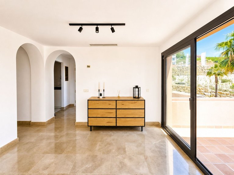 Villa for Sale in San Luis De Sabinillas, Malaga 8