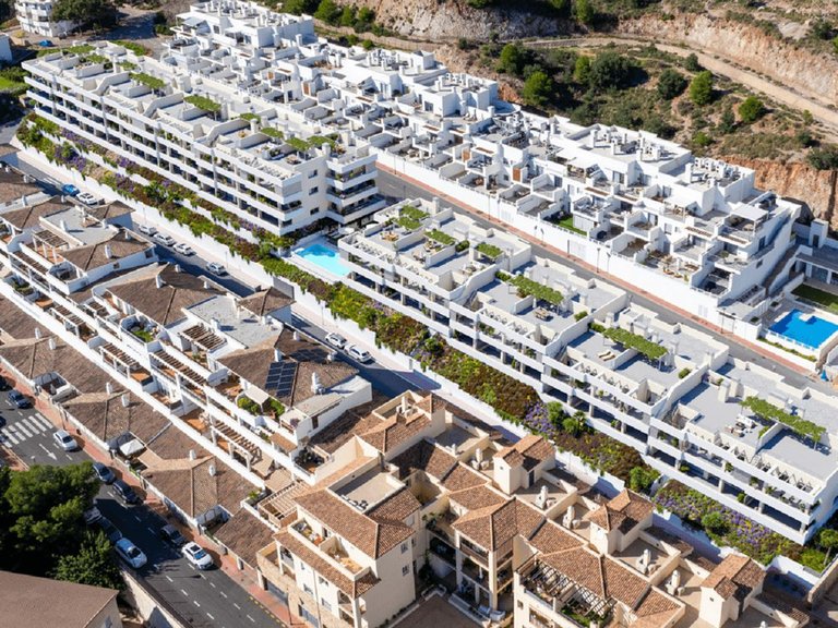 Penthouse for Sale in Benalmadena Costa, Malaga 13