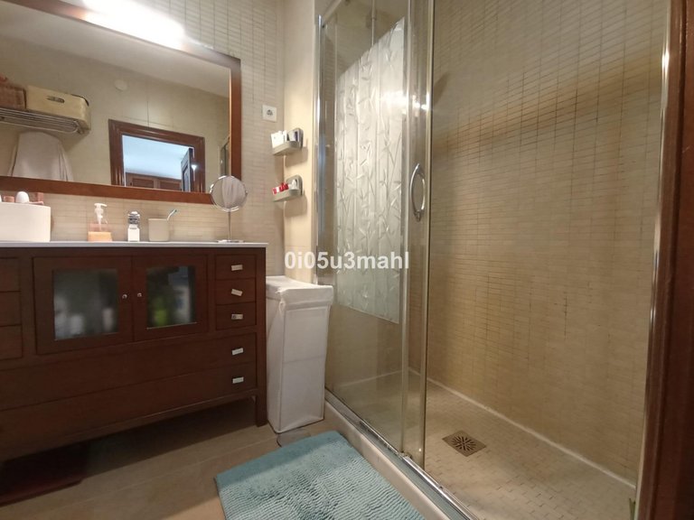 Apartment for Sale in La Trinidad, Malaga 15