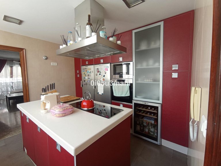 Apartment for Sale in La Trinidad, Malaga 2
