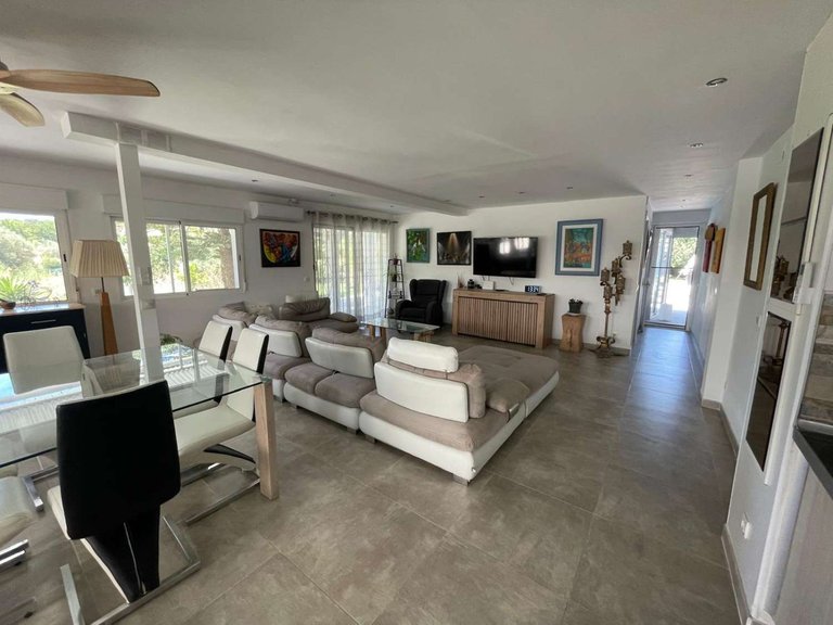 Villa for Sale in Alhaurín El Grande, Malaga 24