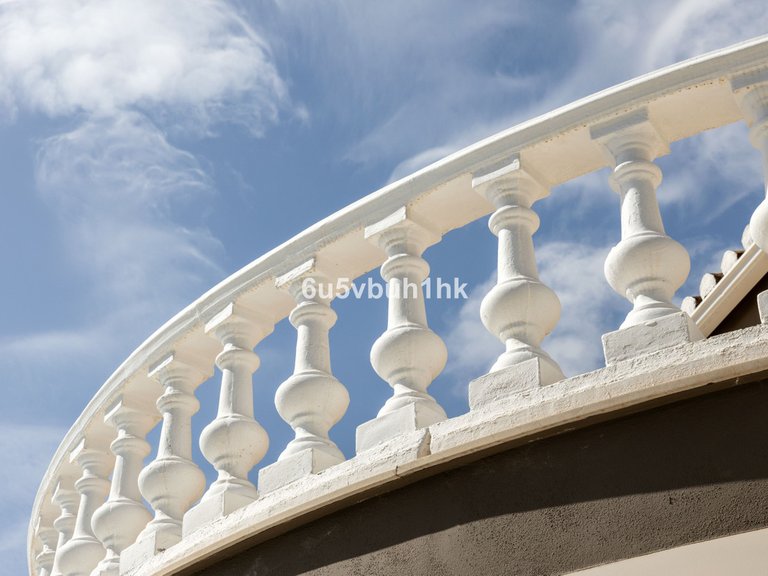 Villa for Sale in Arroyo De La Miel, Malaga 23