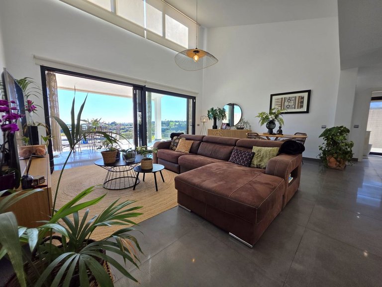 Villa for Sale in Estepona, Malaga 11
