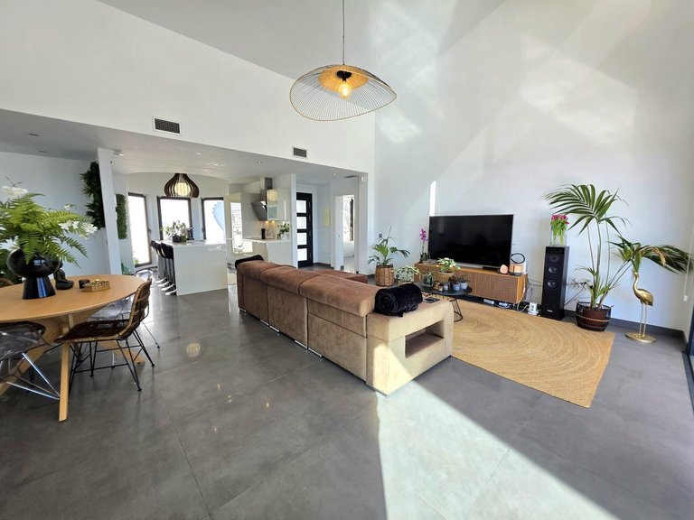 Villa for Sale in Estepona, Malaga 13