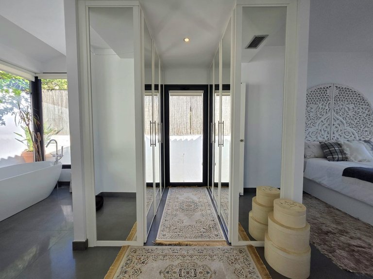 Villa for Sale in Estepona, Malaga 19