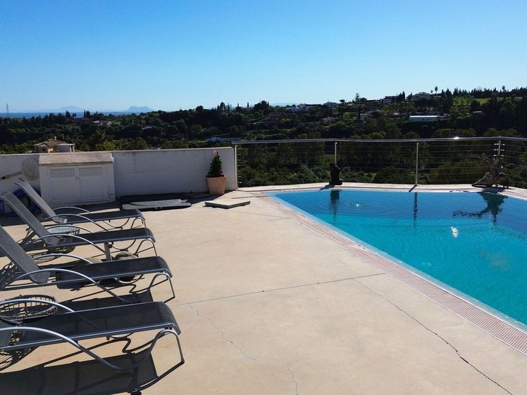 Villa for Sale in Estepona, Malaga 38