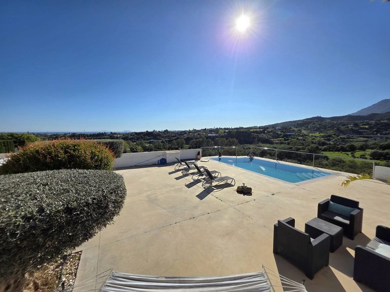 Villa for Sale in Estepona, Malaga 9