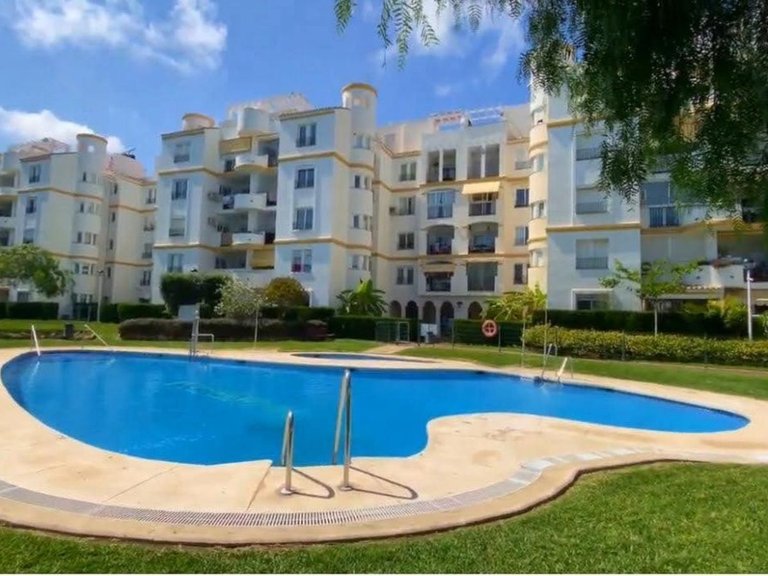 Apartment for Sale in Benalmadena, Malaga 11
