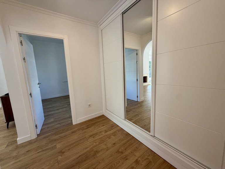 Apartment for Sale in Nueva Andalucía, Malaga 6
