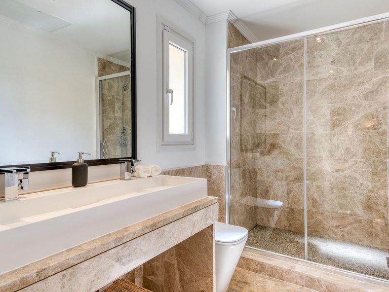 Villa for Sale in Santa Clara, Malaga 19