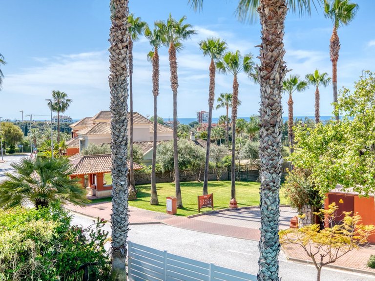 Villa for Sale in Santa Clara, Malaga 2