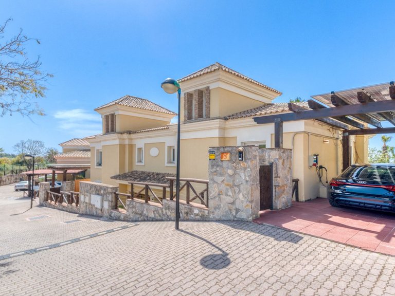 Villa for Sale in Santa Clara, Malaga 31