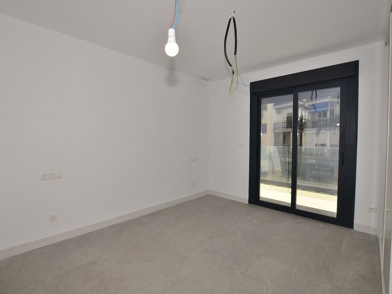 Apartment for Sale in Fuengirola, Malaga 13