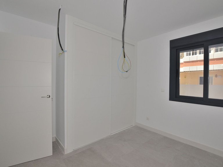 Apartment for Sale in Fuengirola, Malaga 17