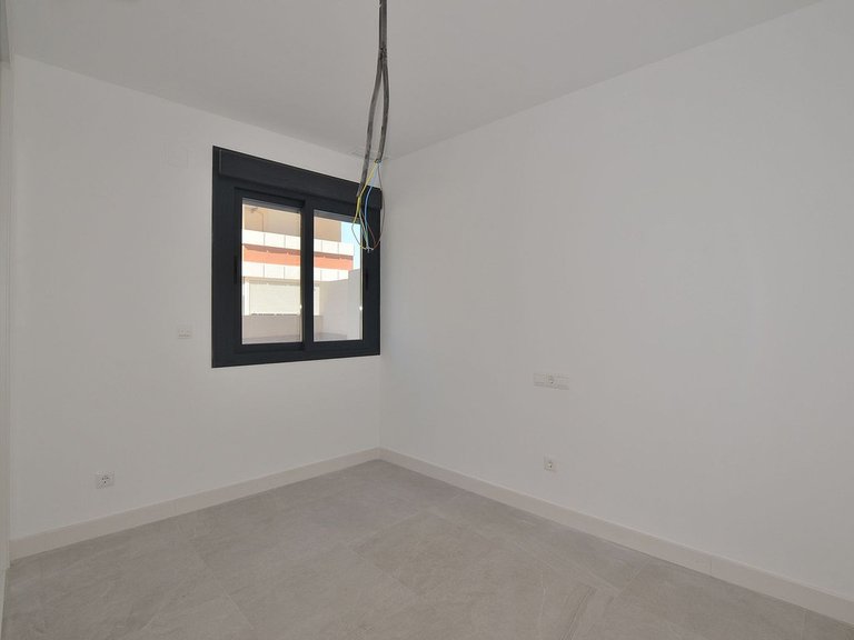 Apartment for Sale in Fuengirola, Malaga 18