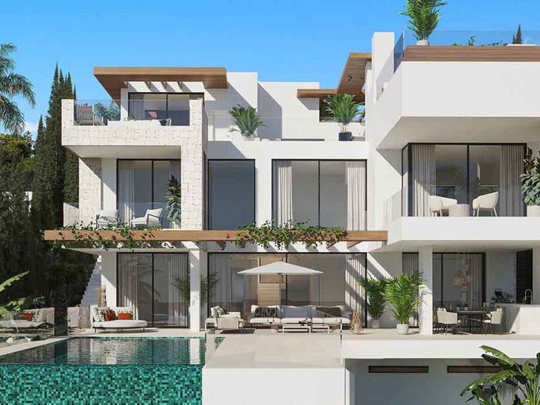 Villa for Sale in Costa del Sol New Golden Mile, Malaga 2