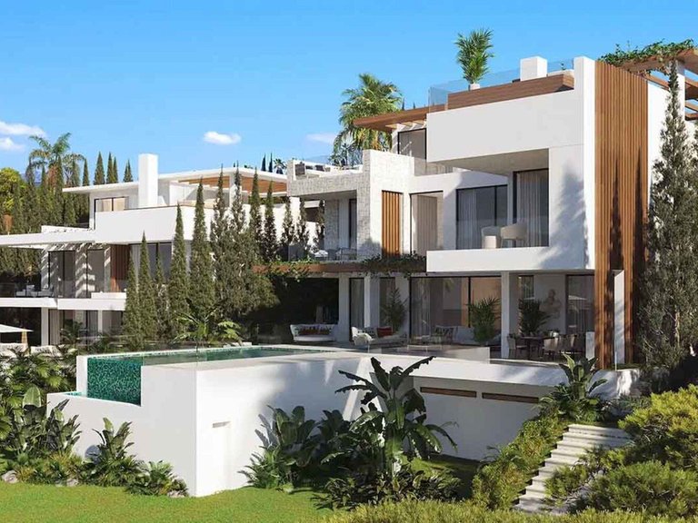 Villa for Sale in Costa del Sol New Golden Mile, Malaga 6