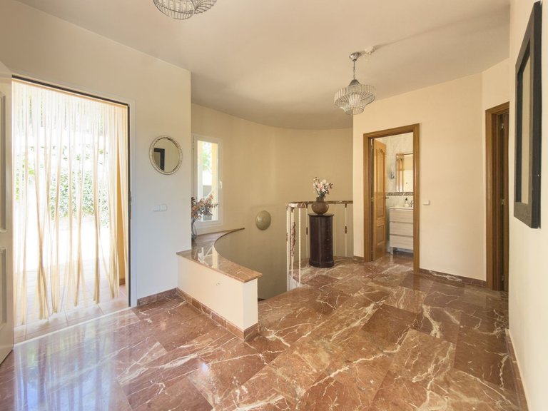 Villa for Sale in Coín, Malaga 23