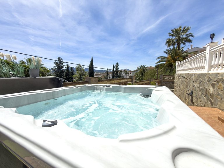 Villa for Sale in Coín, Malaga 3