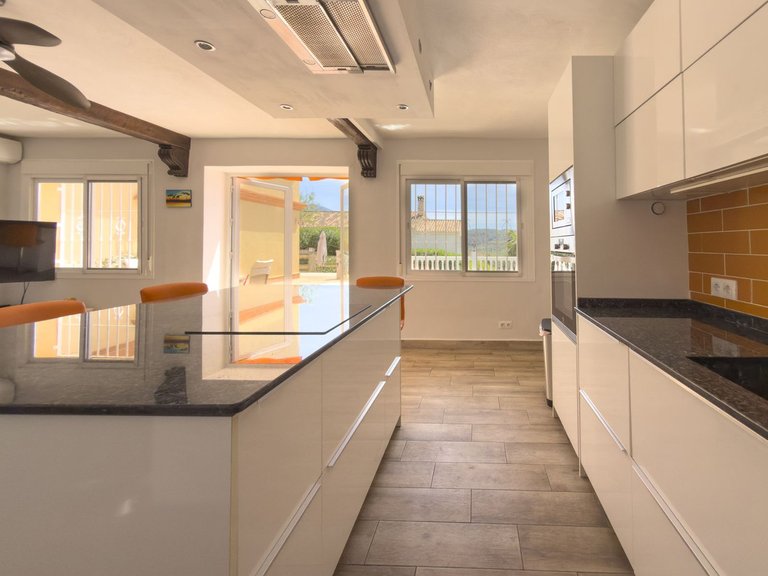 Villa for Sale in Coín, Malaga 38
