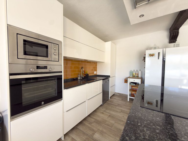 Villa for Sale in Coín, Malaga 40