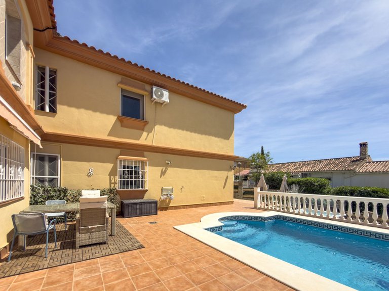 Villa for Sale in Coín, Malaga 63
