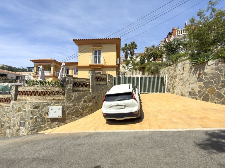 Villa for Sale in Coín, Malaga 67
