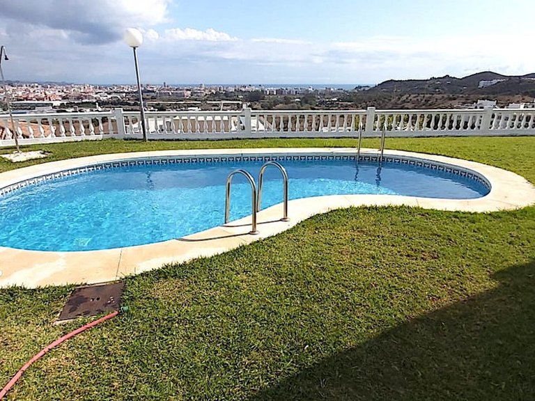 Villa for Sale in Cerros Del Aguila, Malaga 25