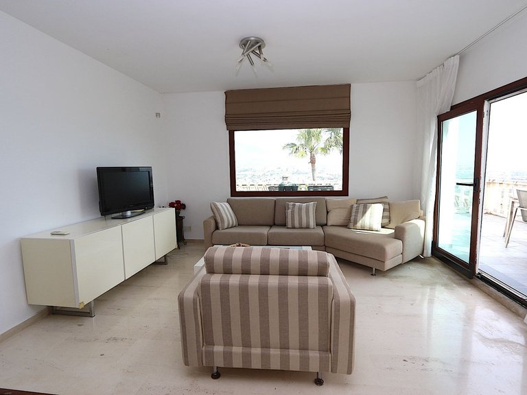 Villa for Sale in Cerros Del Aguila, Malaga 3
