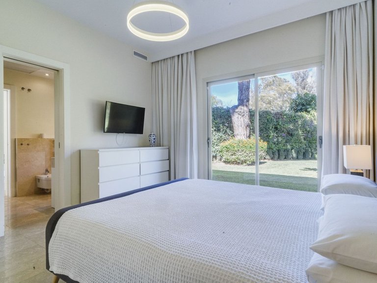 Villa for Sale in Guadalmina Baja, Malaga 22