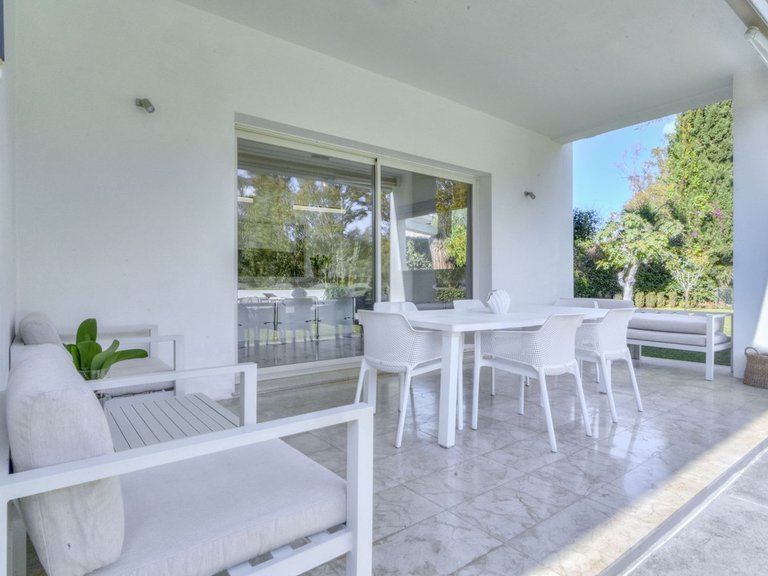 Villa for Sale in Guadalmina Baja, Malaga 29
