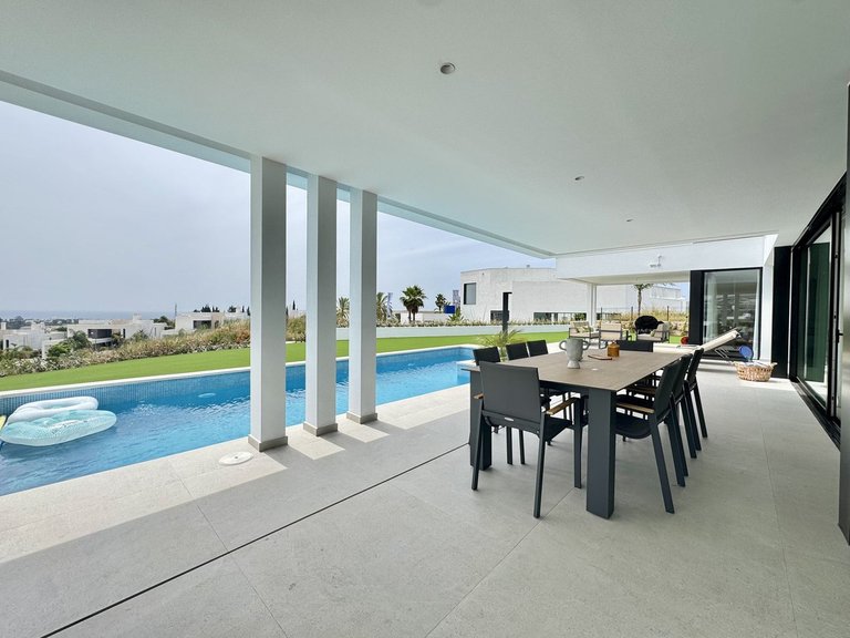 Villa for Sale in Cancelada, Malaga 10
