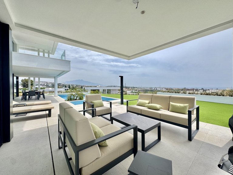 Villa for Sale in Cancelada, Malaga 15